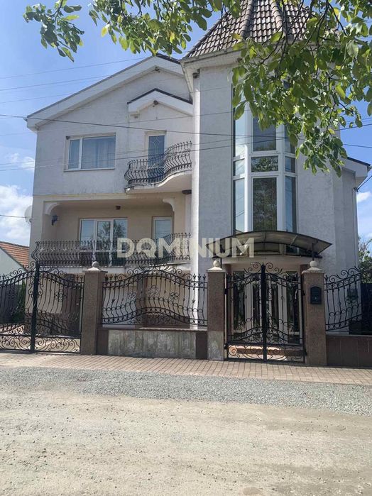 Продаж Будинку в м.Виноградів вул Королівська 30