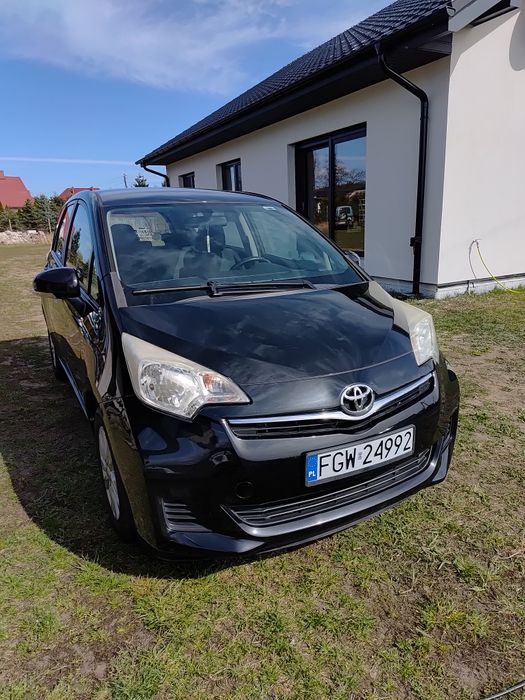 Toyota Versos Verso s Yaris  zamiana