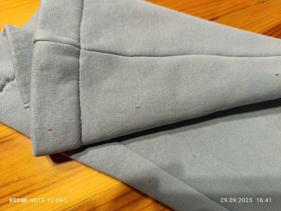 Костюм на дівчинку ,майже новый на флісі зріст 110-116 см