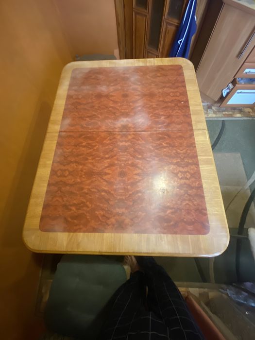 Стол кухонный натуральное дерево б/у