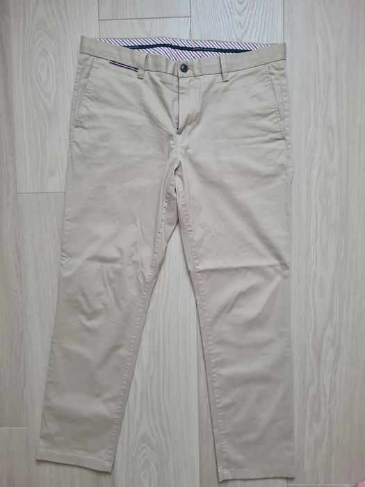 Nowe chinosy męskie Tommy Hilfiger slim fit rozmiar 36/30