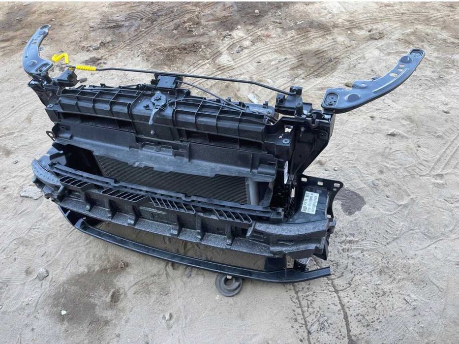 VW T-Roc I 2GA Передня панель телевізор