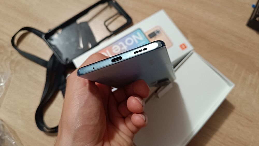 Smartfon Redmi  note 10 pro 128 gb super stan
