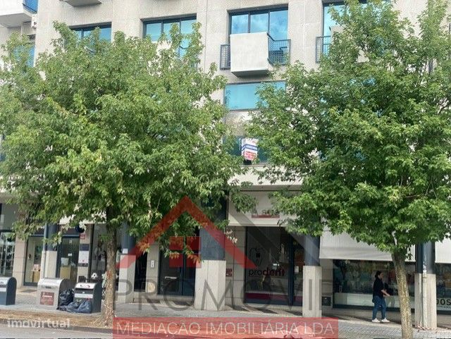 Arrendamento Escritório Centro De Santo Tirso