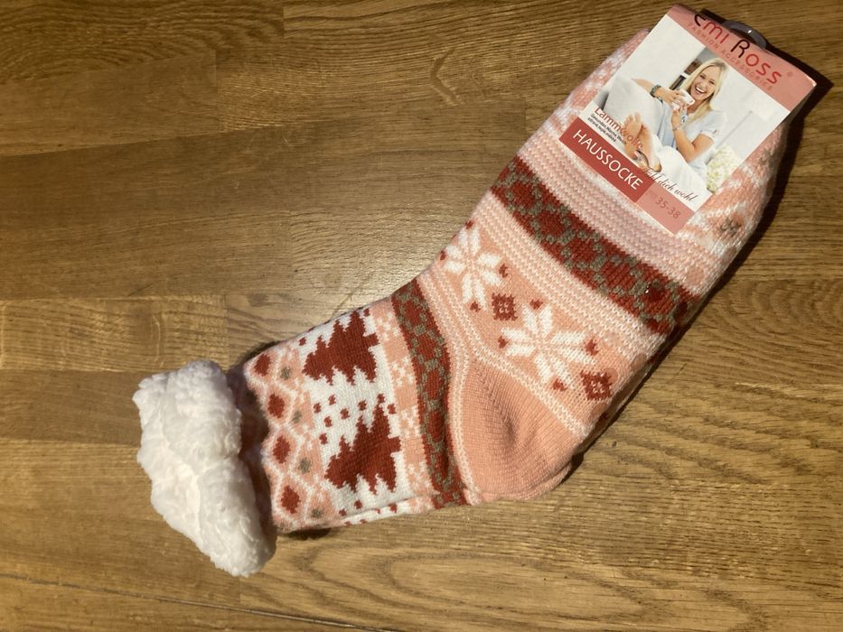 Nowe ciepłe zimowe skarpety