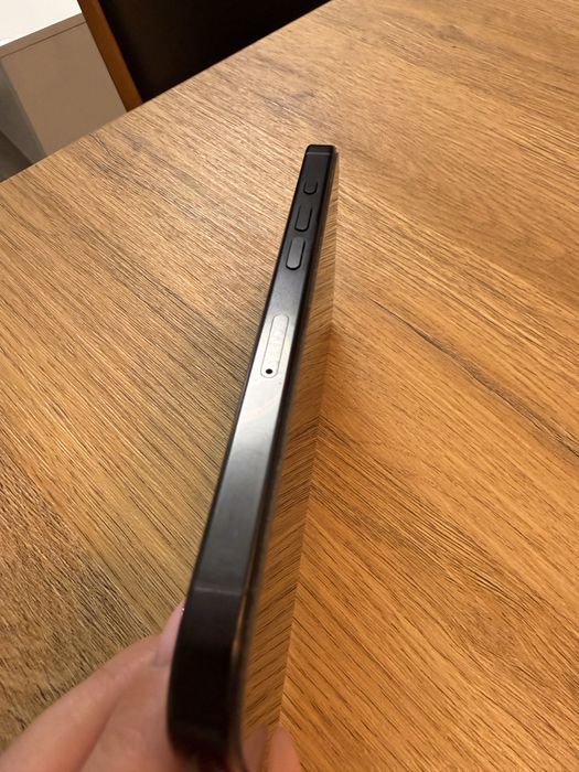 Iphone 16 pro 256  black titanum