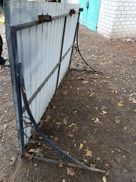Козирьок, Навіс,Крильце для дому чи магазину
