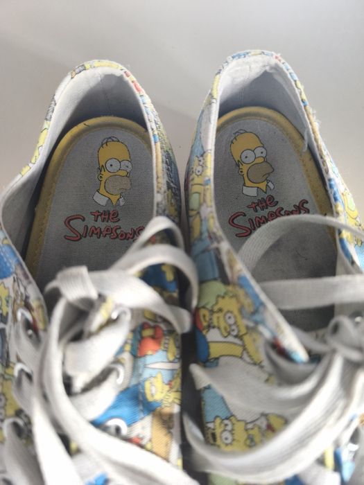 Tênis Simpsons tamanho 40
