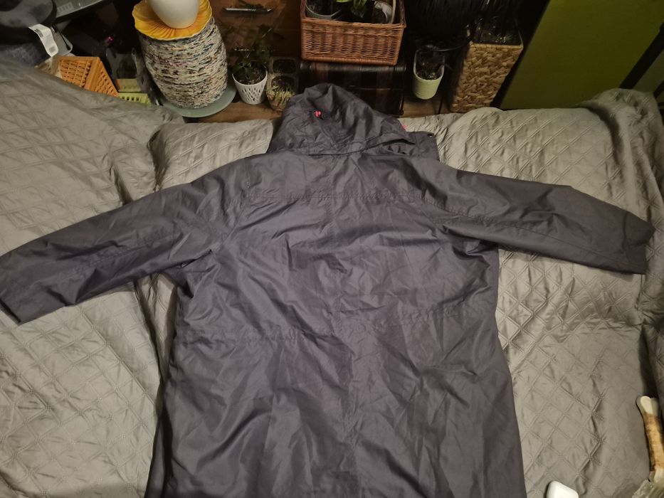 Fajna kurtka jak softshel polecam