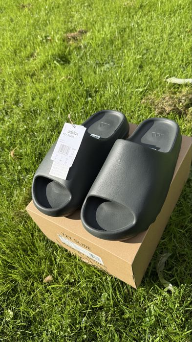 Buty Adidas Yeezy Slide Dark Onyx