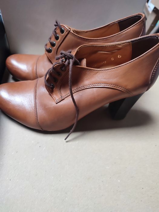 Baldaccini  botki trzewiki  retro na słupku skóra naturalna 25,5cm