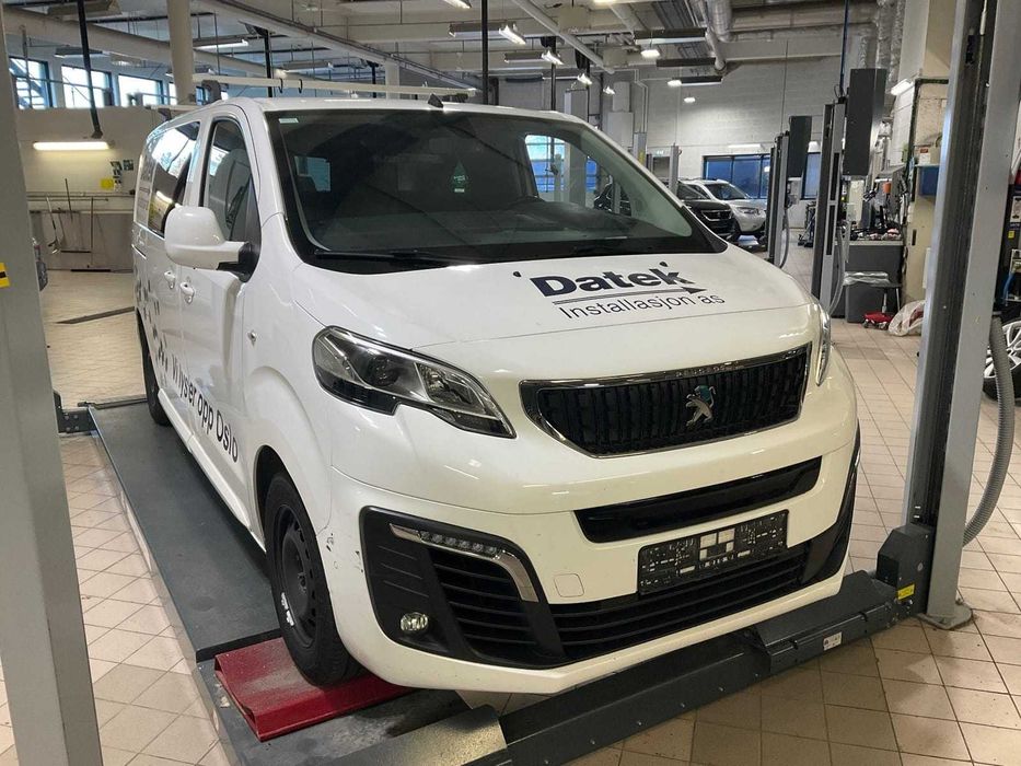 2021 Peugeot e-Expert 75 кВт