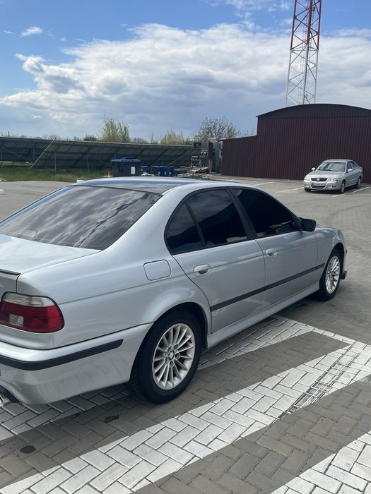 Поодам BMW e39 2,5 бенз, однованосний