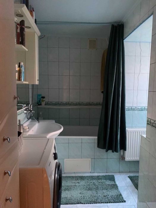 Продаж частини будинку з окремим подвір'ям  Польова