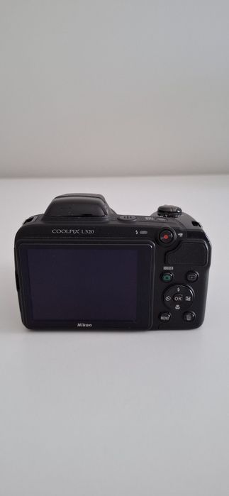 Nikon Coolpix L320 – For Parts / Repair – Does Not Power On