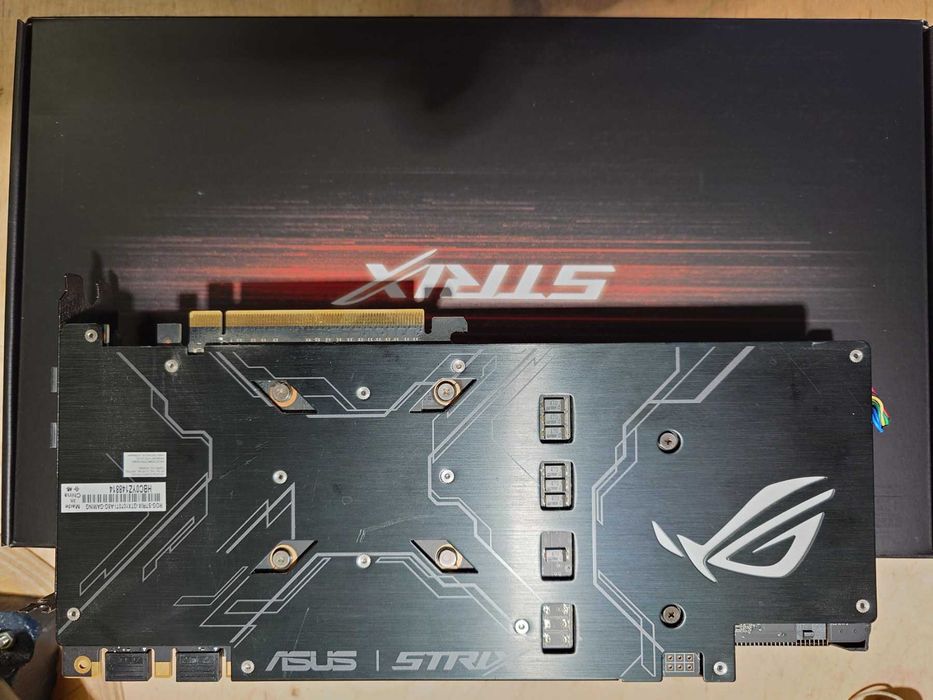 Asus Geforce Rog Strix GTX 1070ti 8GB