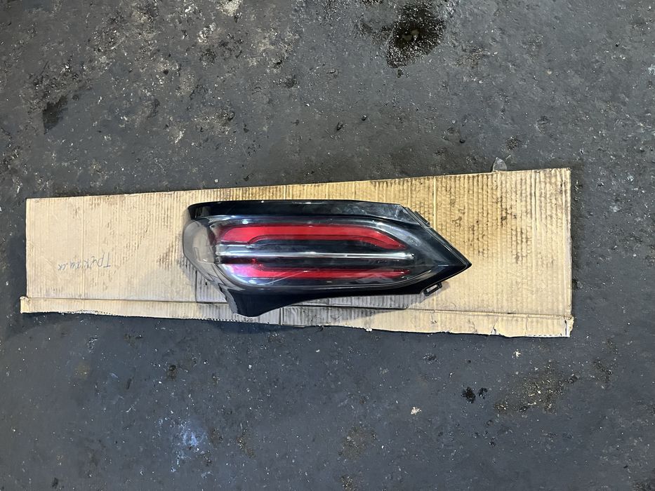 Стоп правий (права фара задня) Chevrolet Bolt EV 2023