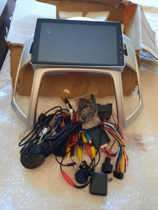 Rádio  e Bluetooth auto