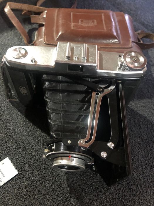 Maquina fotografica antiga a rolo