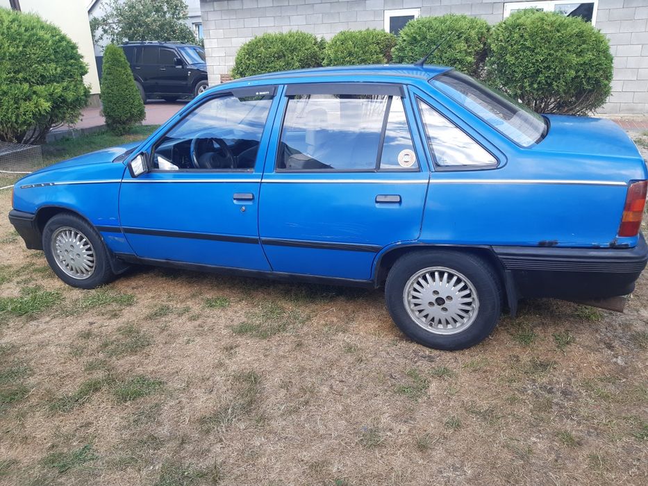Opel Kadet 1.3 бензин ТОРГ