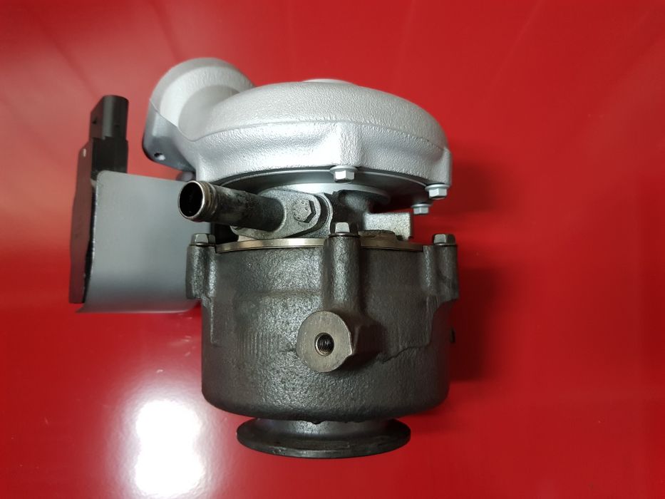 Turbina turbosprężarka BMW e90 2.0d e87 163KM 320 d 120d E60 BMW 520