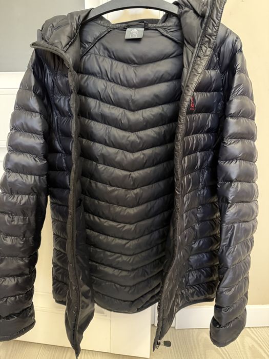 Куртка   peak розмір Л