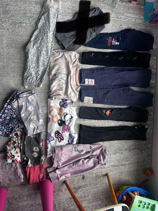 Tanio paka ok 70 szt. Rozm. 98-104