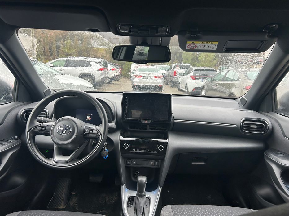 Toyota yaris cross deska poduszki kurtyny pasy oryginał
