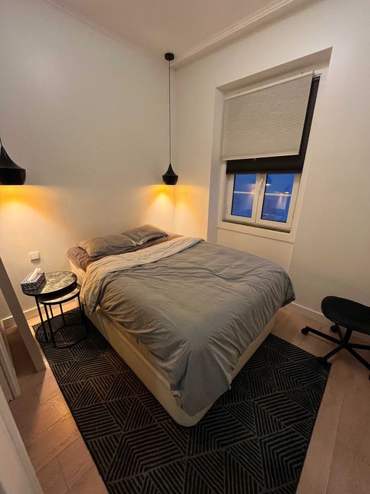 Cama de Casal Queen Size