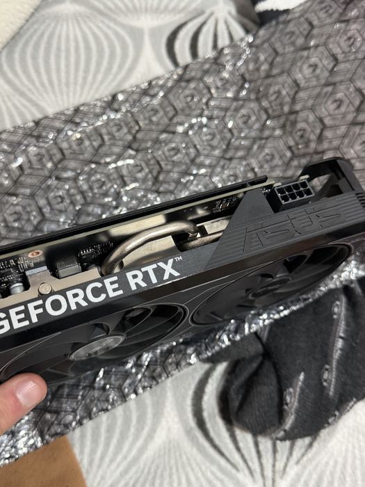 Rtx 4060 8gb asus oc edition