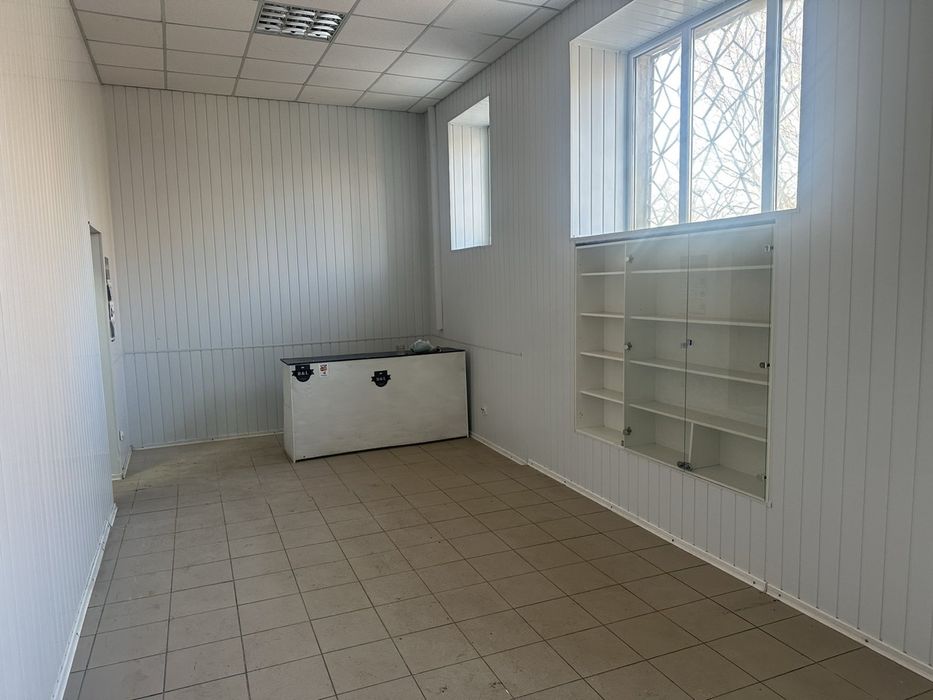 Оренда приміщення 26 кв. м та 11 кв. м