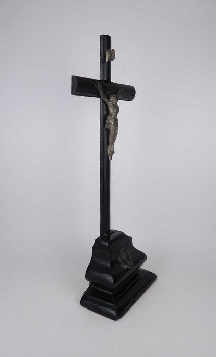 Crucifixo antigo em madeira - 35 cm