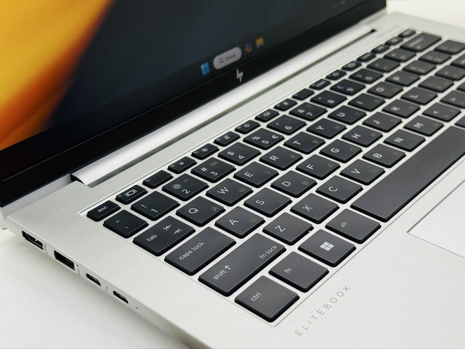 Преміальний HP EliteBook 840 G10 | i7-13gen + IRIS | 16GB DDR5 512 SSD