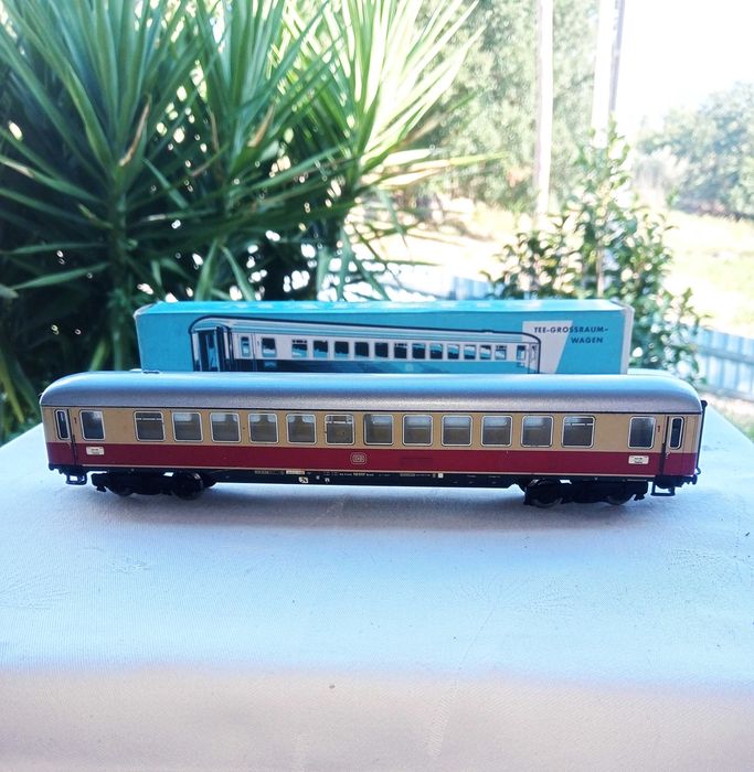 MARKLIN 4056 Carruagem de 1ª classe, em caixa original