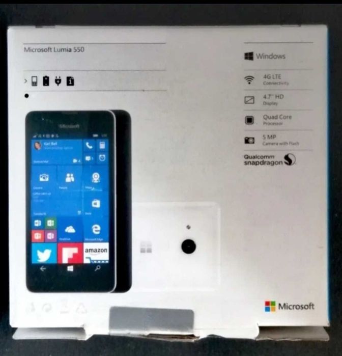 Microsoft/Nokia Lumia 550 - pełen komplet.