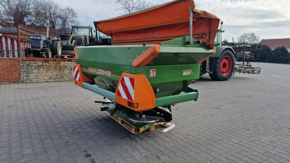 inny Rozsiewacz siewnik Amazone ZA-M 1501