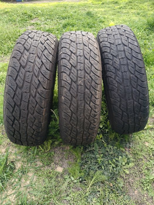 Продам шини  225/70 R16