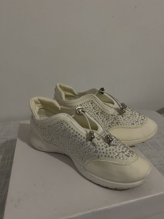 Літні  мокасини зі стразами