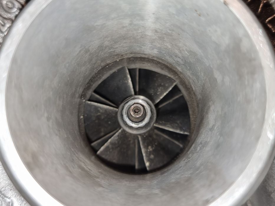 Turbosprężarka turbo Garrett Opel Insignia A 2.0 CDTI nr 55570748