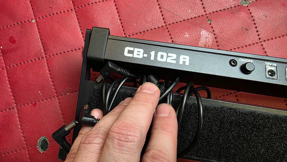 Pedalboard gitarowy z zasilaczem i torbą Caline CB102A