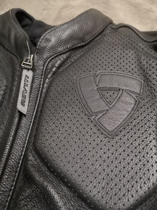 Revit. Мотокуртка. Женская