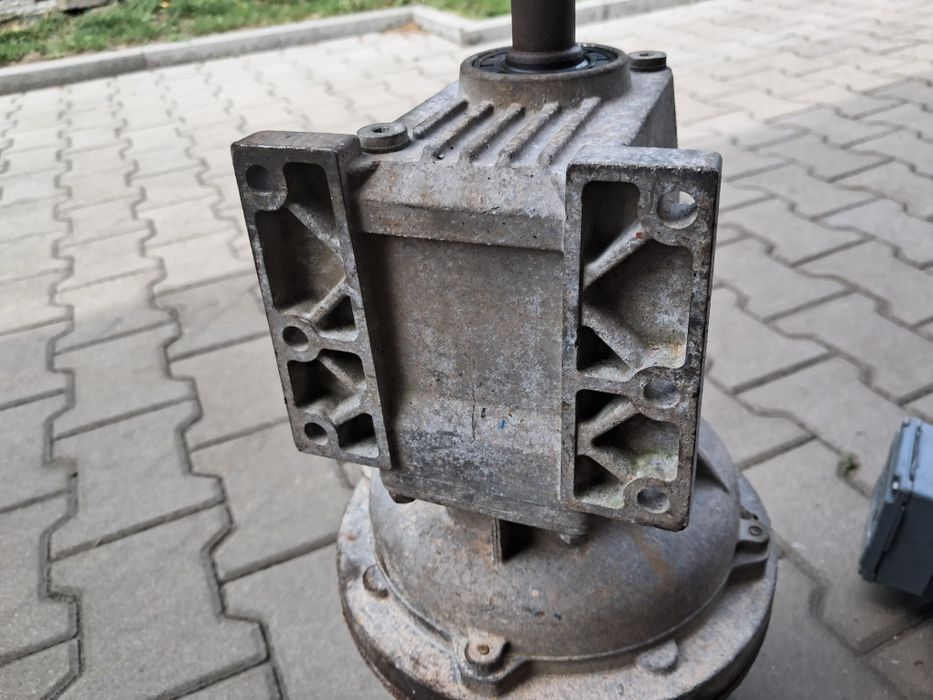Okazja motoreduktor 0.55kw 90obr naped maszynki do mięsa