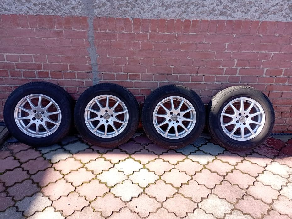 Opony letnie z felgami