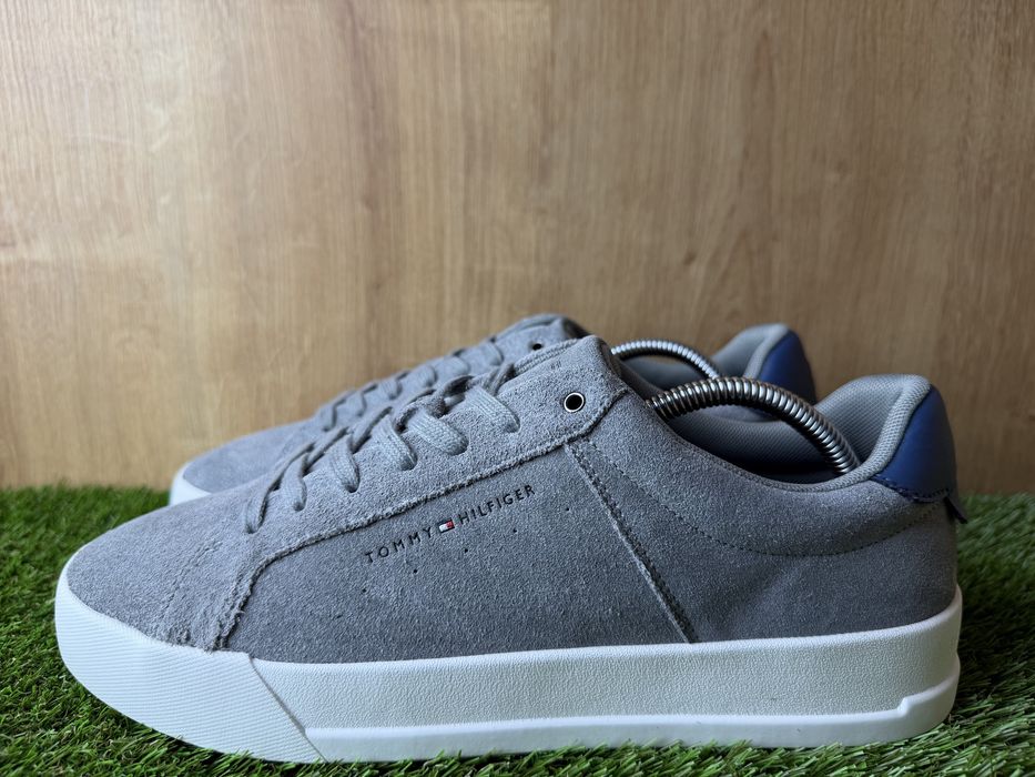 Tommy Hilfiger TH розмір 44
