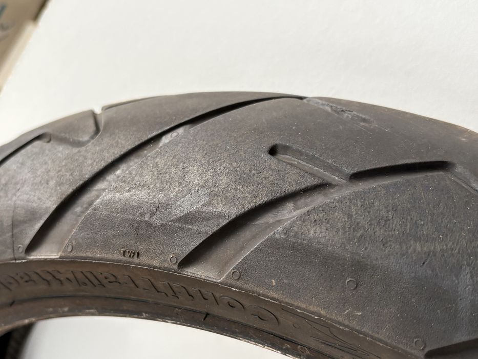 Pneu mota  contitrail attack 2 120/70 R19 M/C 60V frente