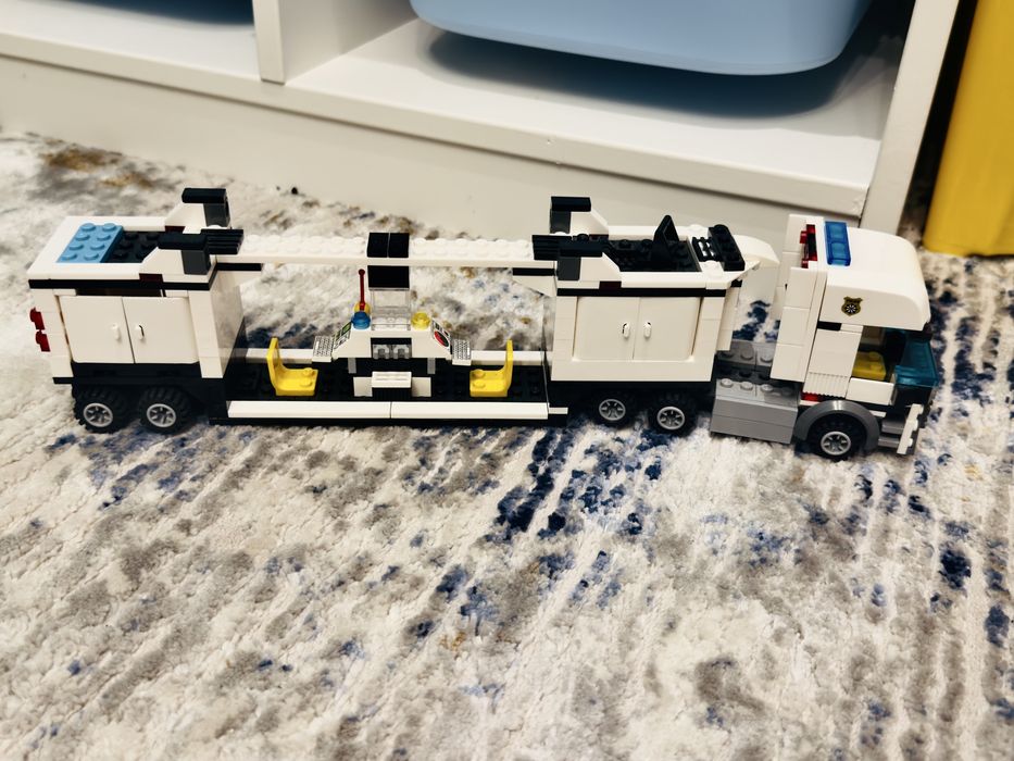 Lego Citi dwa tiry