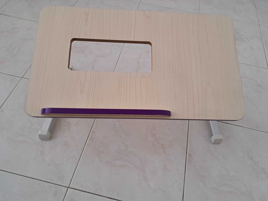 Mesa de appoio de laptop