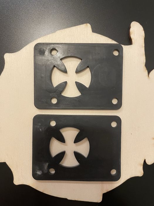 Skateboard deska deskorolka 8.25” + independent + dwa zestawy kół