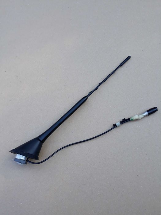 Alfa Romeo 159 antena dachowa komplet europa