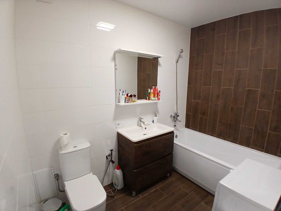 Продам квартиру 100 м² з новим ремонтом в елітному районі м. Дрогобичі - Вид 4